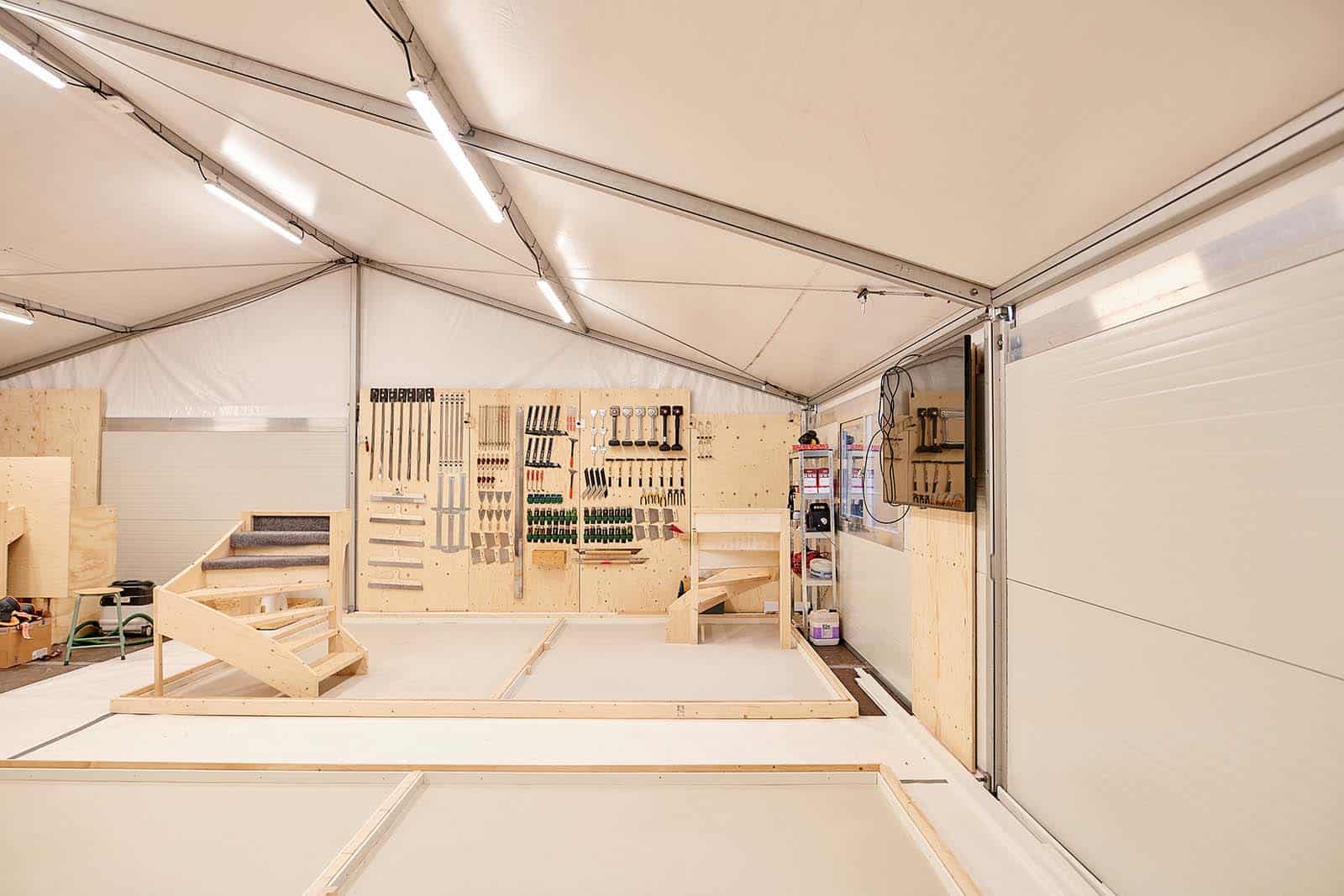 Hout- en meubeleringscollege - Noodlokalen - praktijklokaal