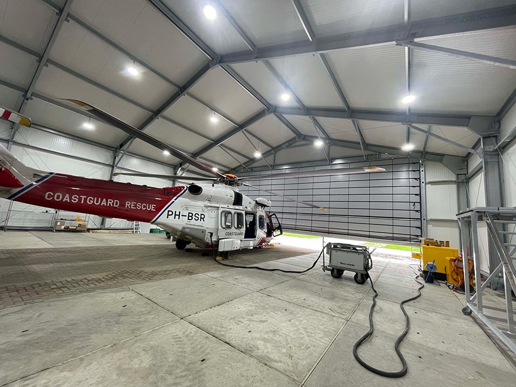 Helikopter stalling Vliegveld Midden-Zeeland