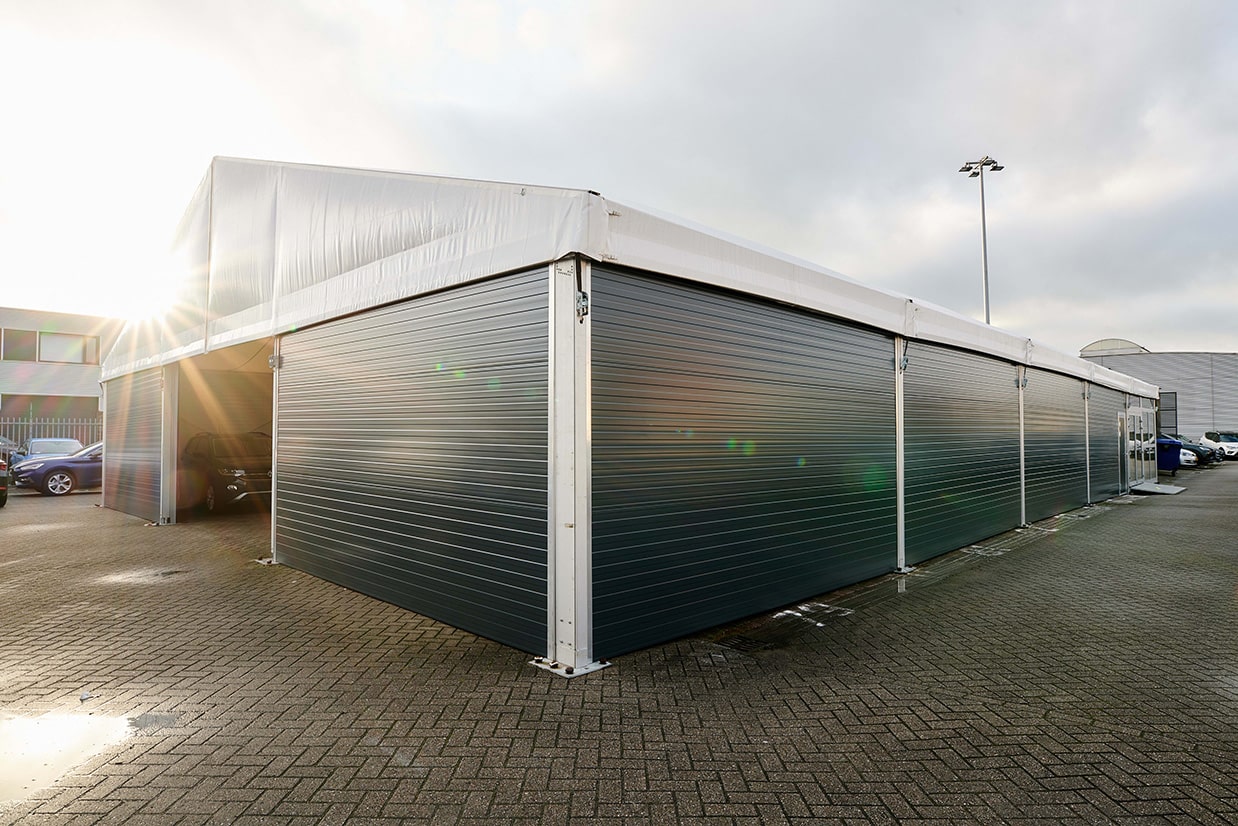 Dubbele dakzeilen voor volledige isolatie in tenthal voor Munstad De Meern