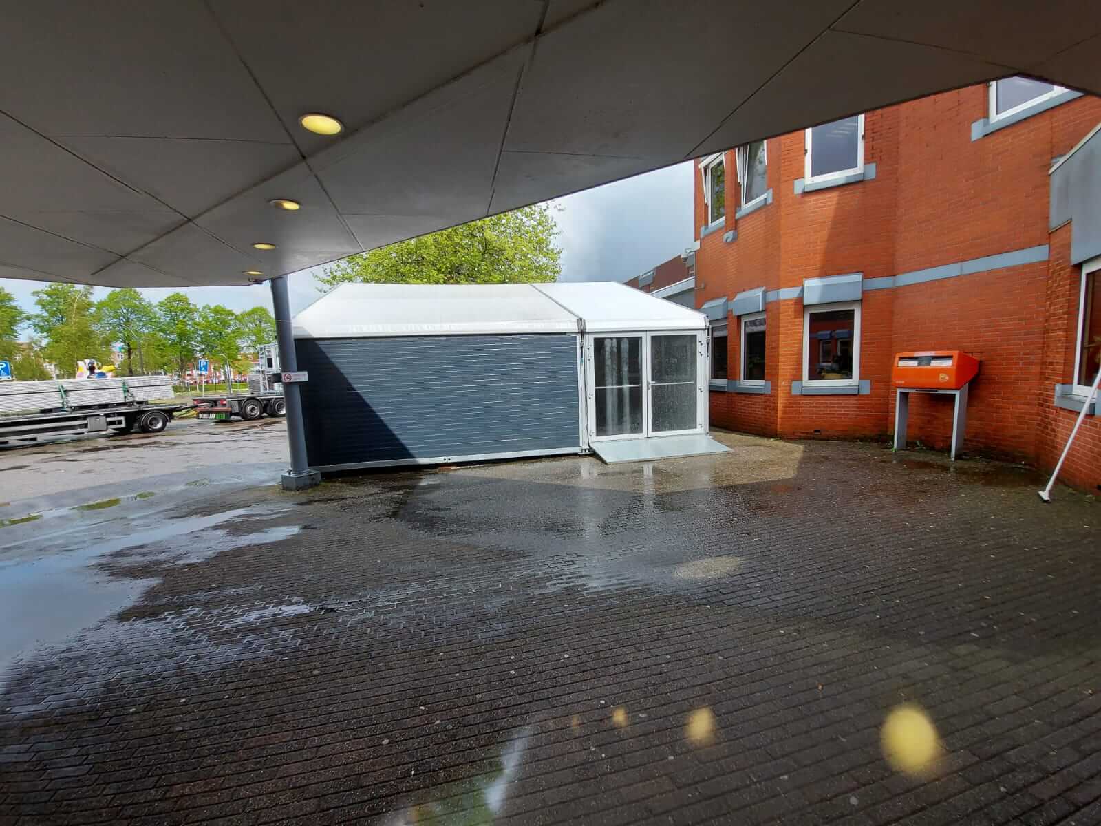 St Jansdal ziekenhuis - Triagetent - Lelystad - Buitenkant