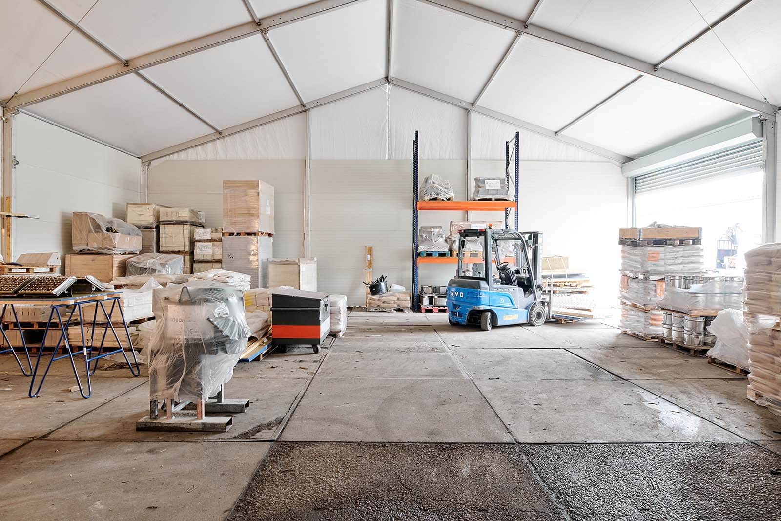 Tijdelijke werktent in tenthal van Gouda Vuurvast Services