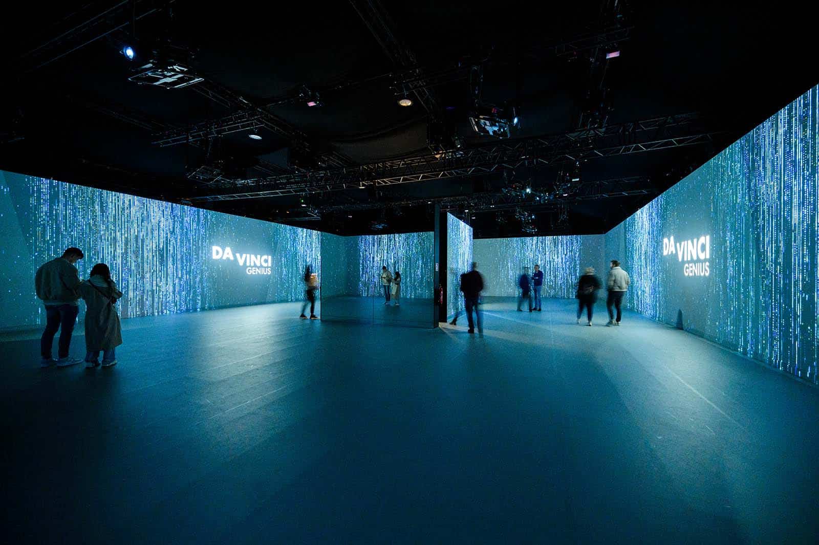 Tijdelijke expositieruimte in een tenthal Da Vinci Genius