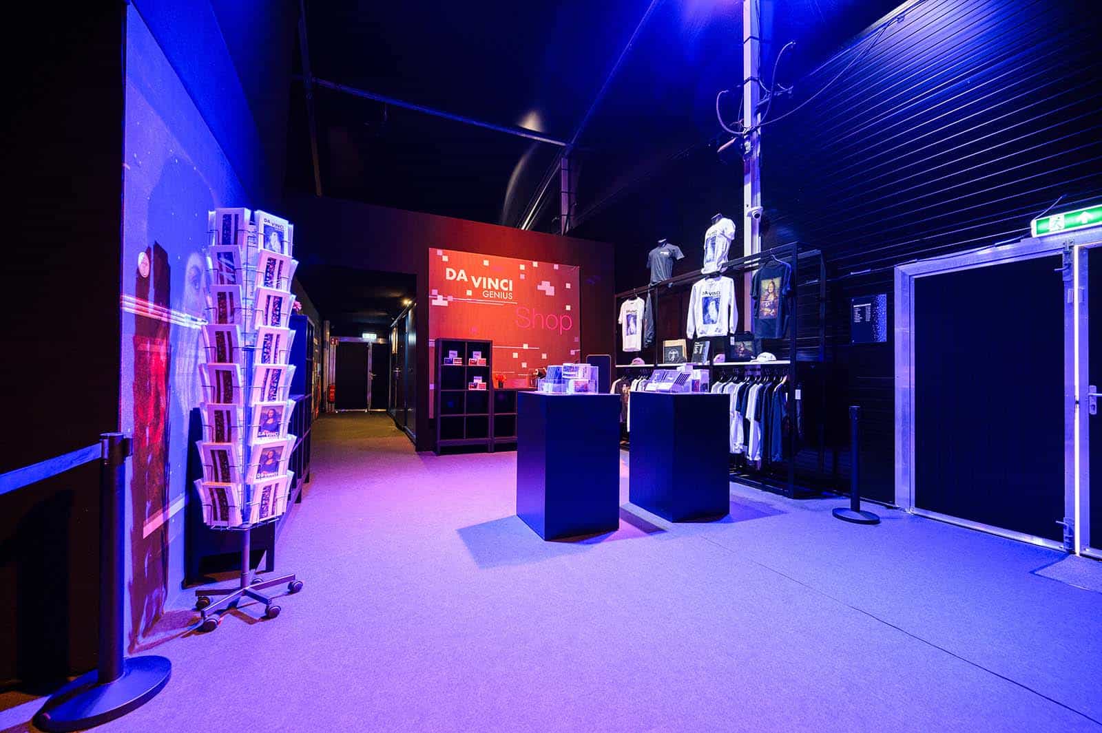 Merchandise shop in tenthal voor Da Vinci Genius