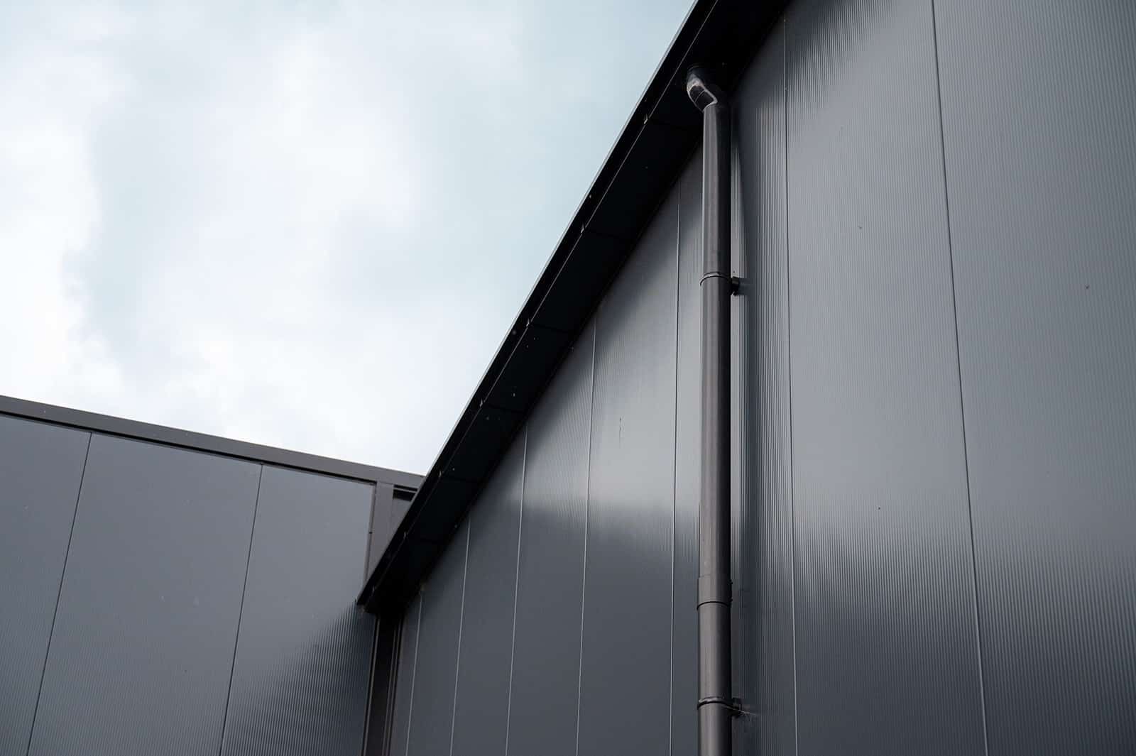 Regengoten en afwateringsysteem Flexhal Leliveld