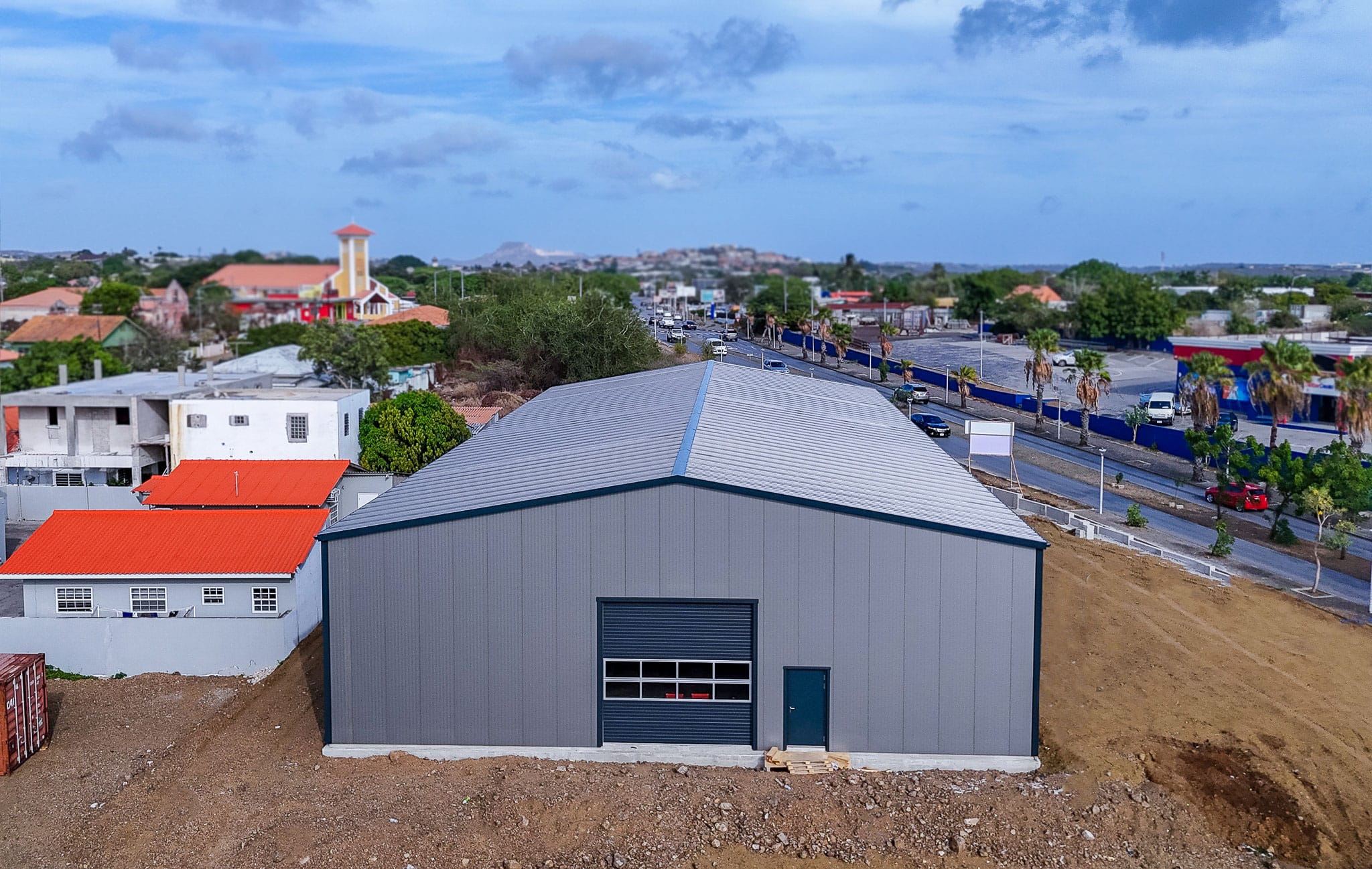 Prefab loods als Horecacentrum op Curacao