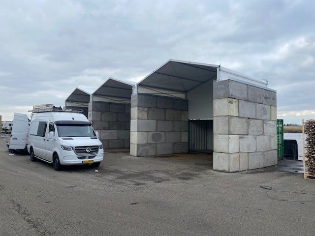 3 maatwerk container overkapping in Gouderak bij Outdoor Life Group