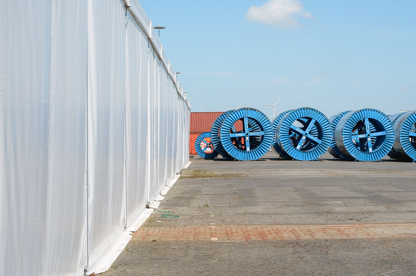 Wandbekleding met pvc zeilen in tenthal HUSA Logistics