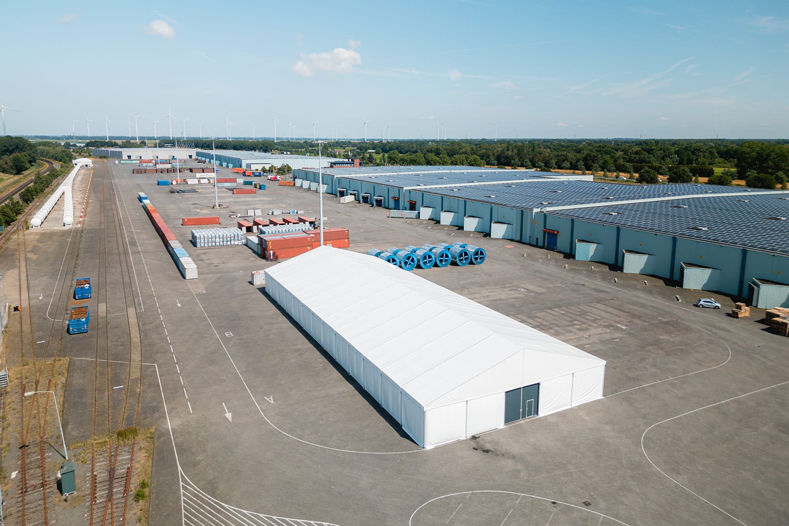 Tenthal met pvc zeilen in Groningen voor HUSA Logistics
