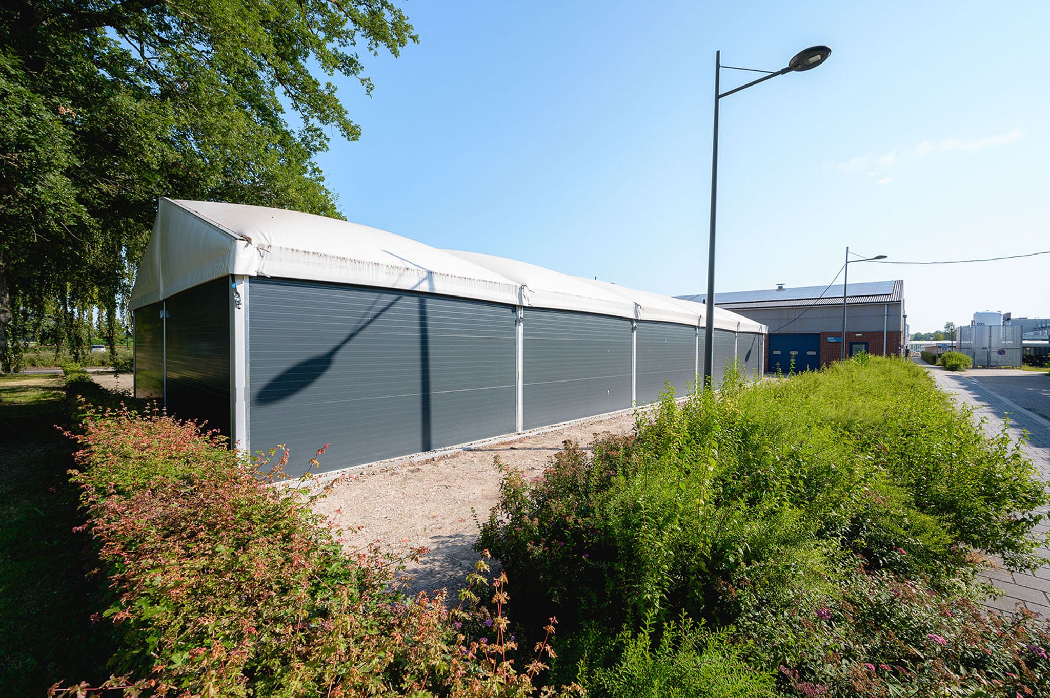Volledig geïsoleerde tenthal op het terrein van Wageningen University & Research