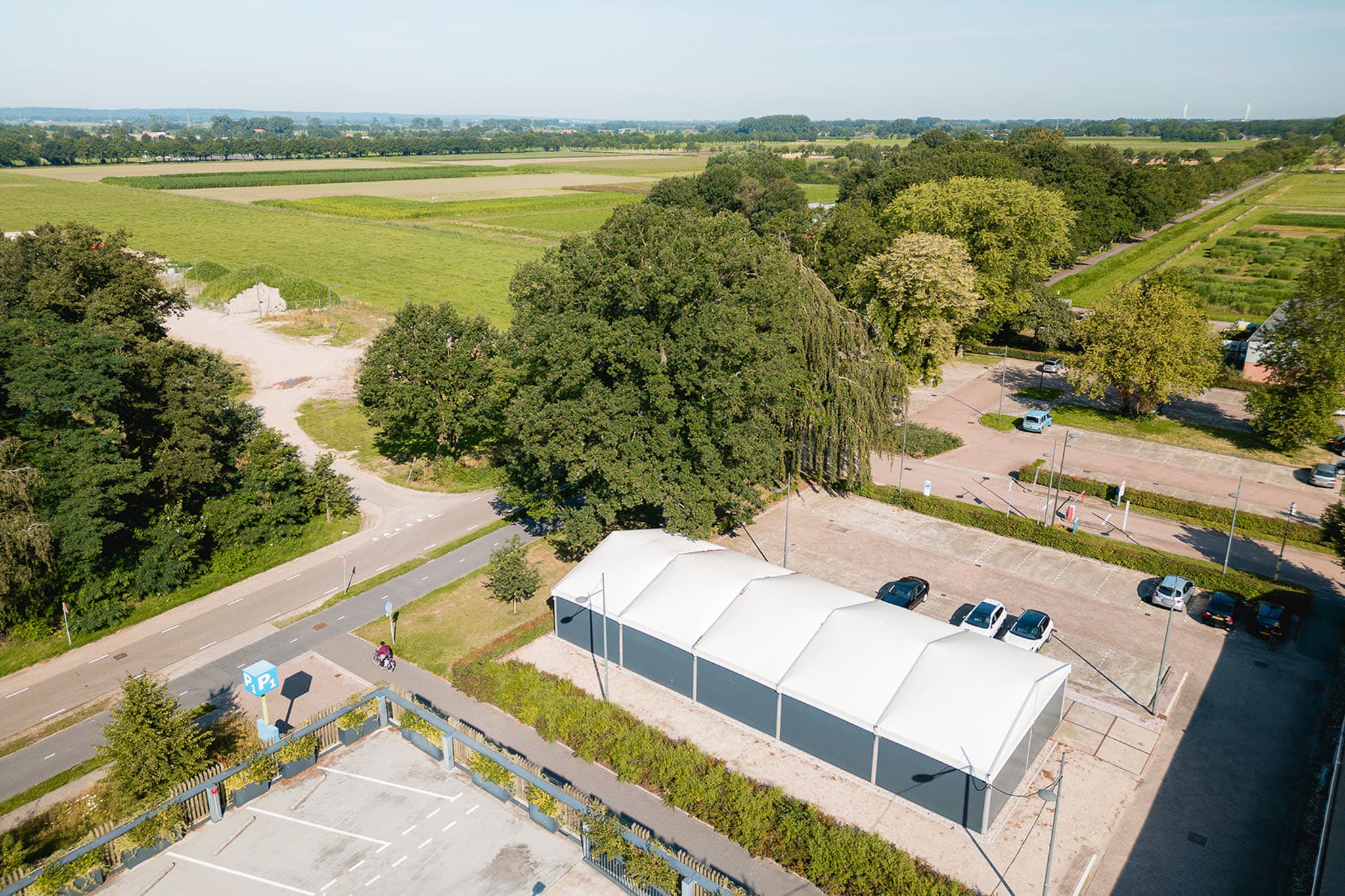 Volledig geïsoleerde tenthal op terrein van Wageningen University & Research