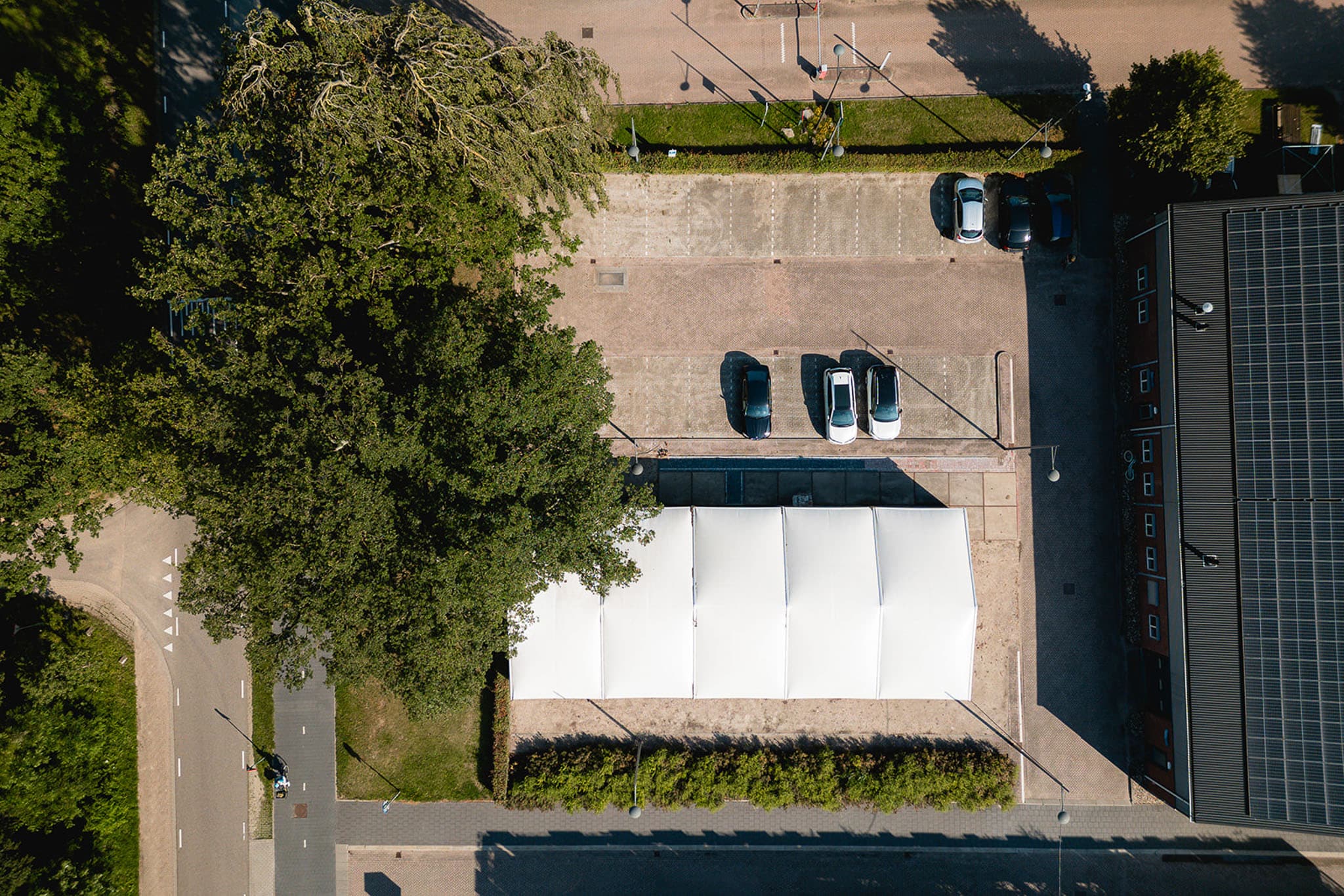 Volledig geïsoleerde tenthal op terrein van Wageningen University & Research