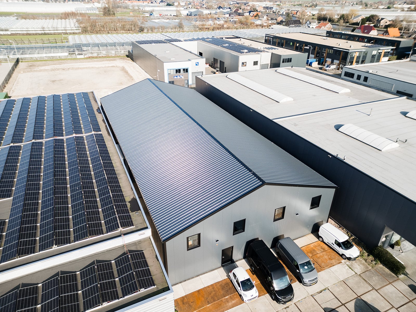 Een prefab loods voor Thijs Standbouw